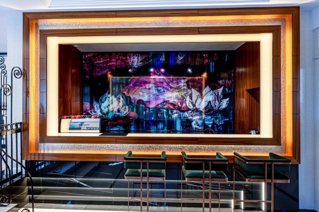 Hotel Carolin Călimăneşti Extérieur photo