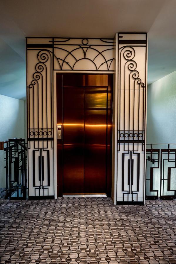 Hotel Carolin Călimăneşti Extérieur photo
