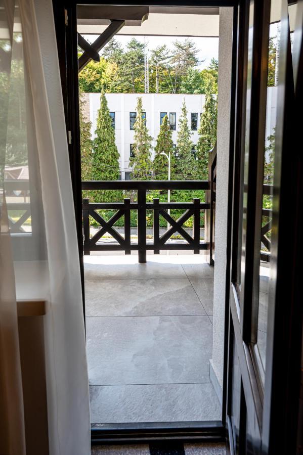 Hotel Carolin Călimăneşti Extérieur photo